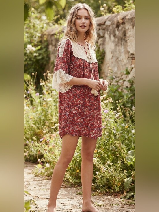 Hayden Dresses & Skirts - Hayden red floral peasant mini dress sz Small